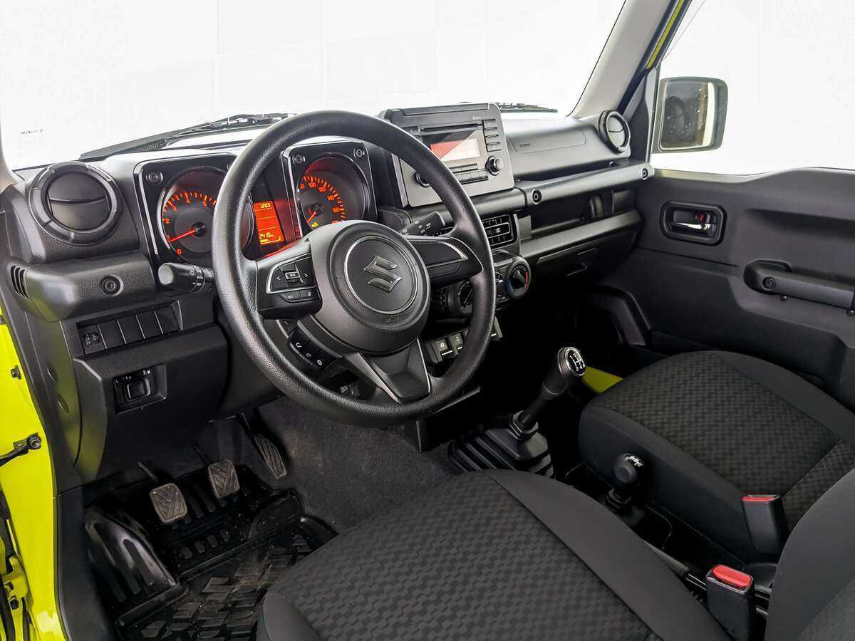 Suzuki Jimny б/у, 2019, Механическая. Фото: #13