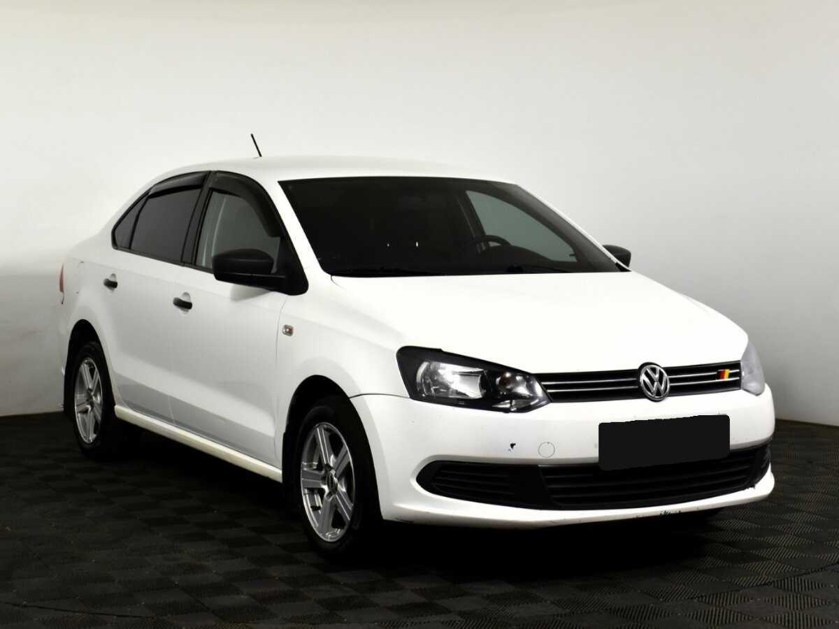 Volkswagen Polo б/у, 2014, Механическая. Фото: #2