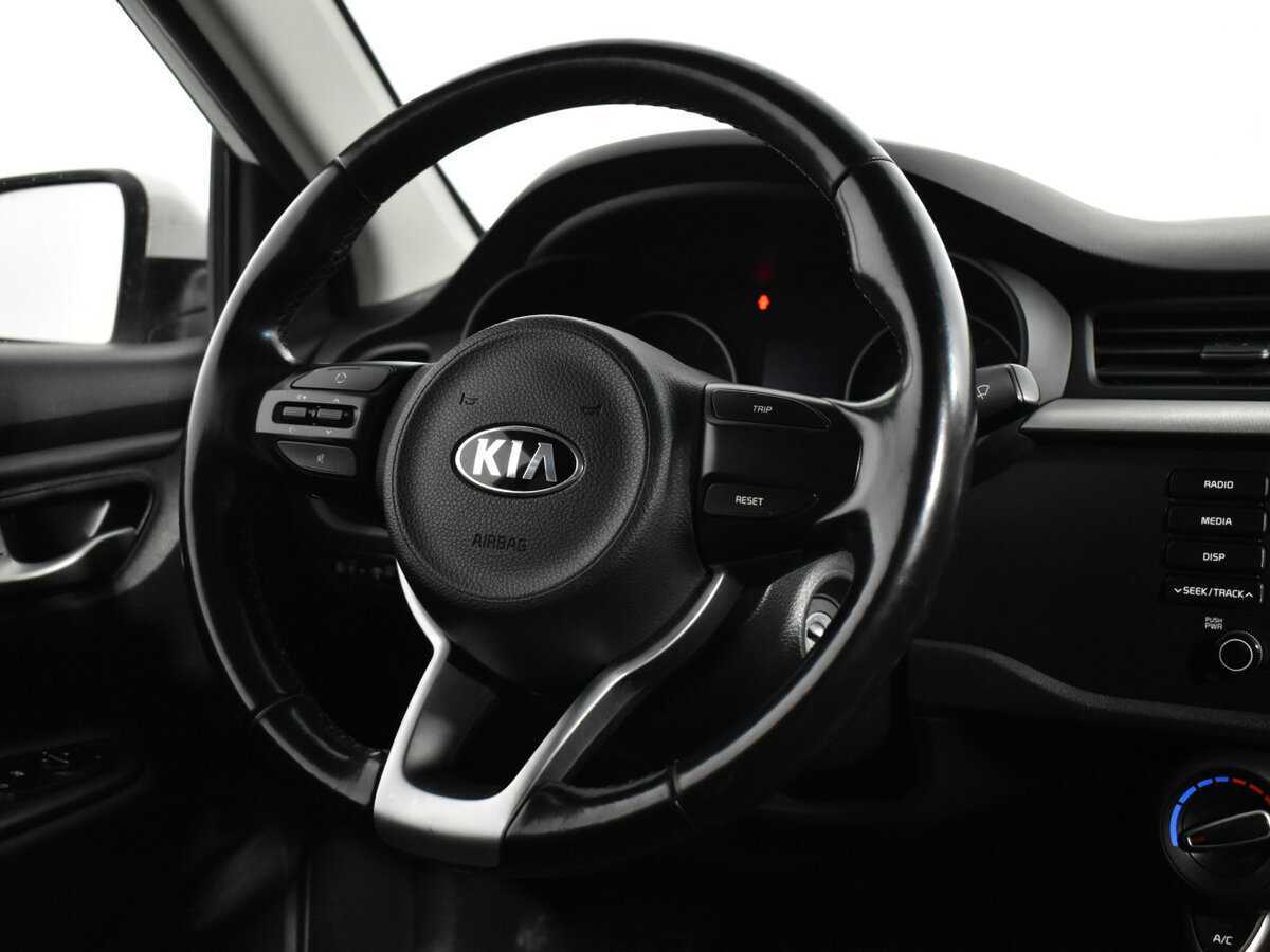 Kia Rio б/у, 2017, Автоматическая. Фото: #11