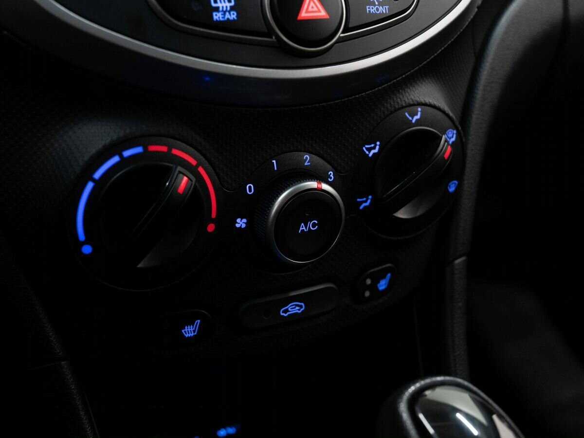 Hyundai Solaris б/у, 2016, Автоматическая. Фото: #20