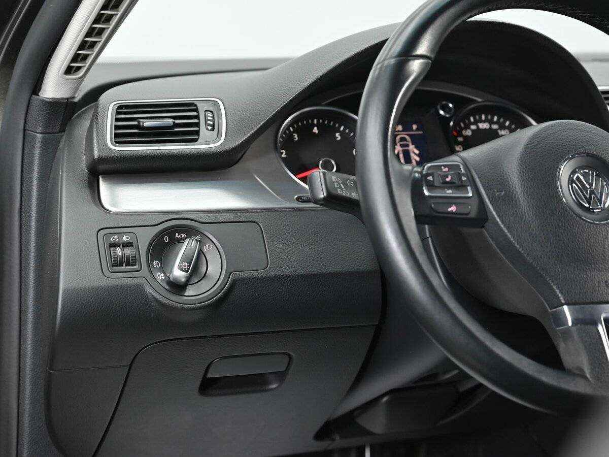 Volkswagen Passat б/у, 2012, Роботизированная. Фото: #8