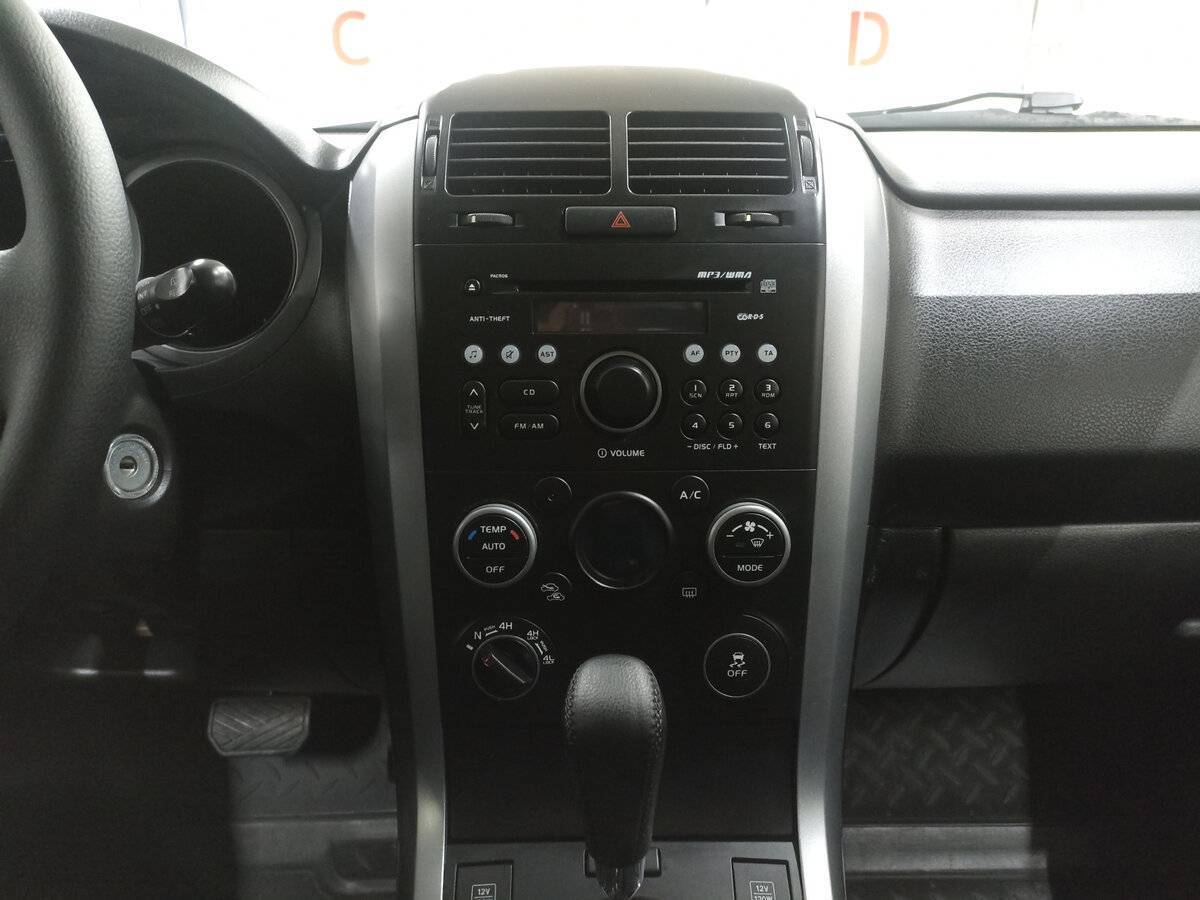 Suzuki Grand Vitara б/у, 2013, Автоматическая. Фото: #14