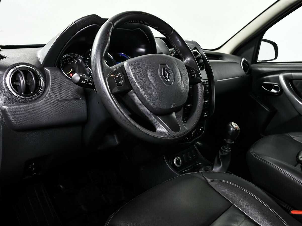 Renault Duster б/у, 2016, Механическая. Фото: #11
