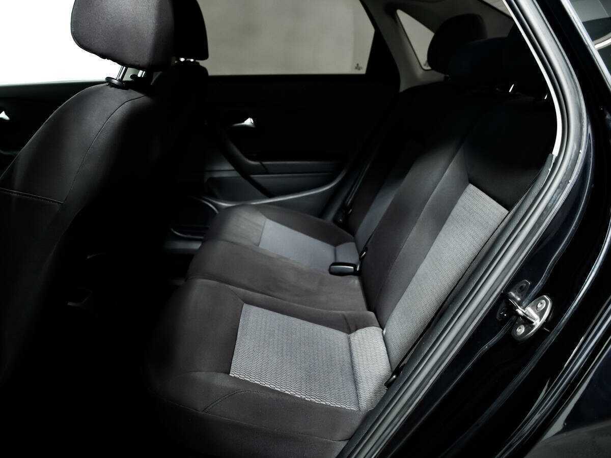 Volkswagen Polo б/у, 2012, Автоматическая. Фото: #11