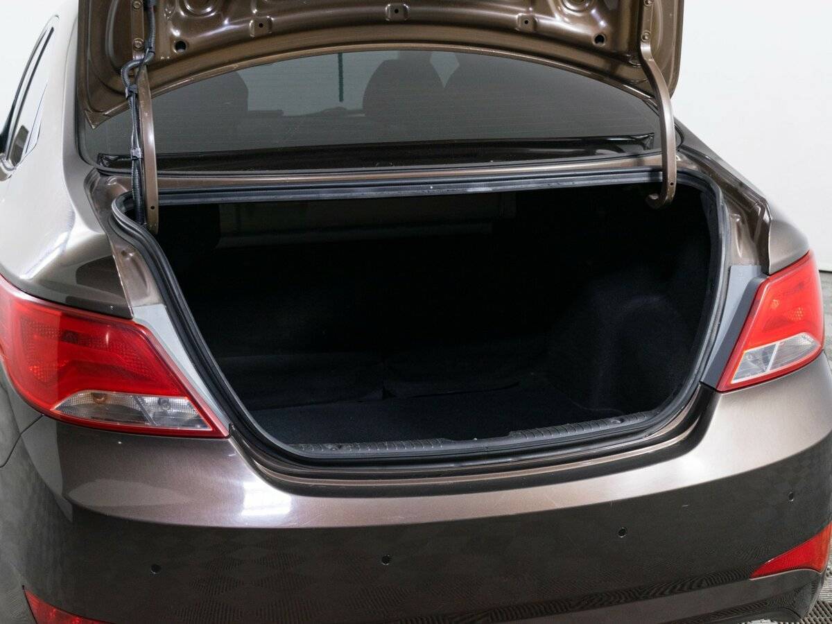 Hyundai Solaris б/у, 2014, Автоматическая. Фото: #6