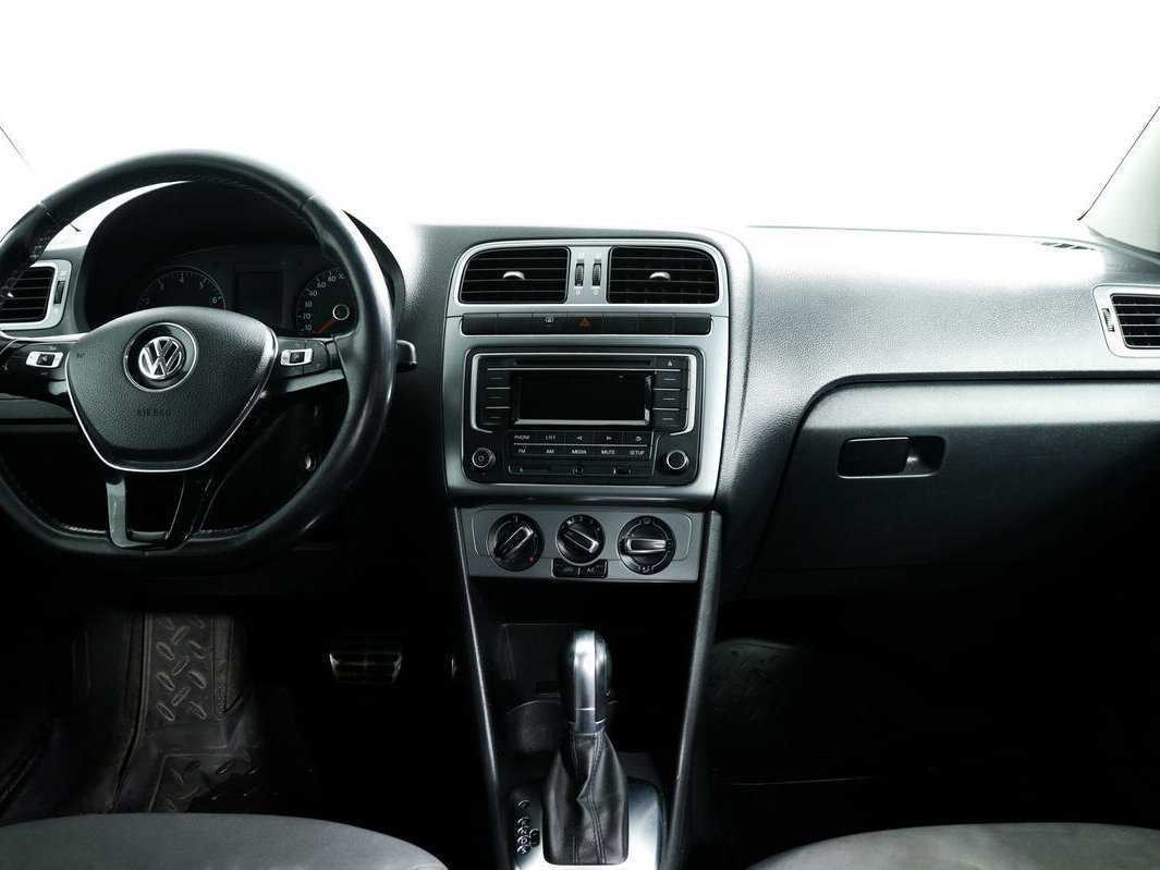 Volkswagen Polo б/у, 2016, Автоматическая. Фото: #10