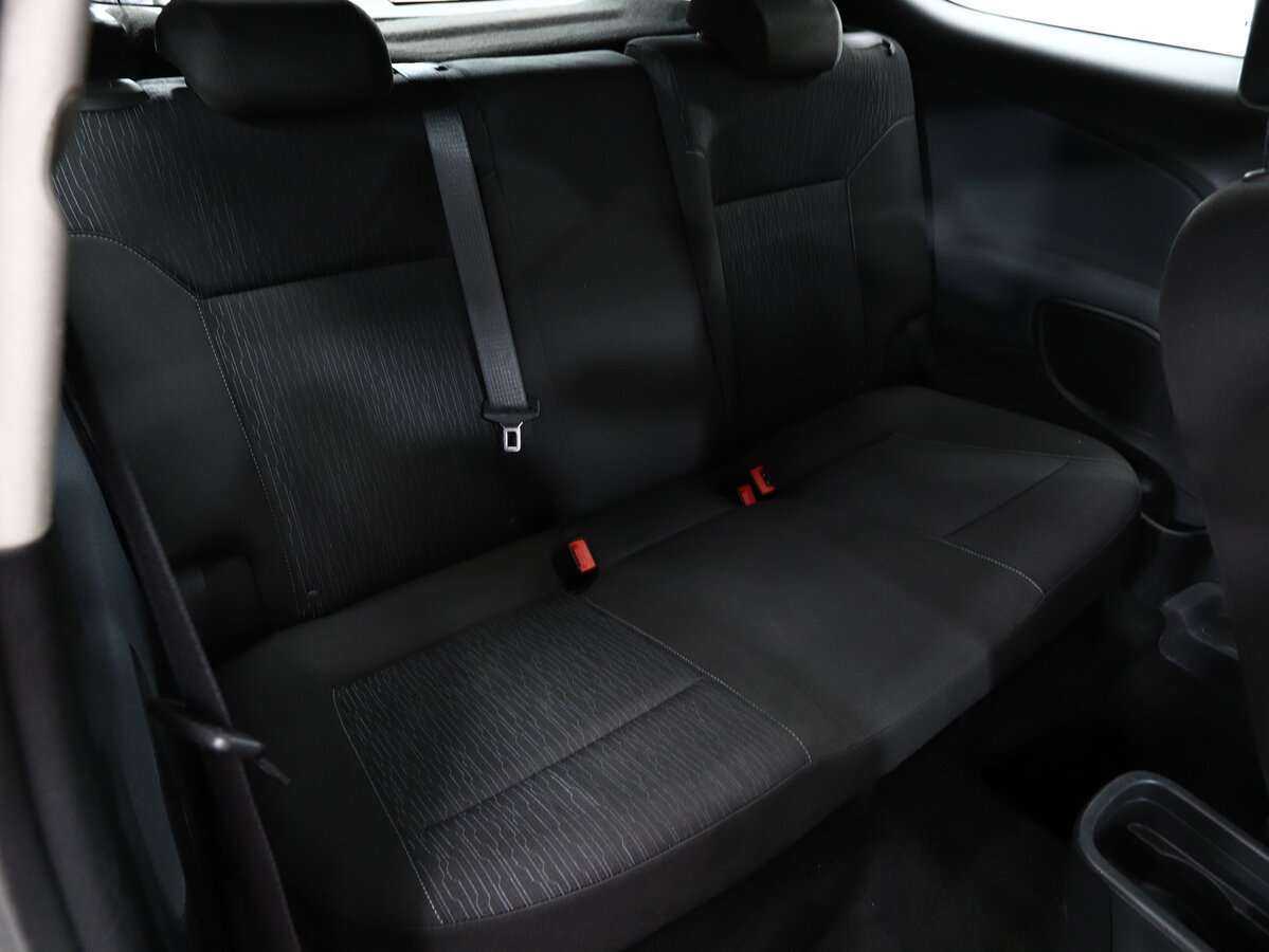 Opel Astra б/у, 2012, Автоматическая. Фото: #11