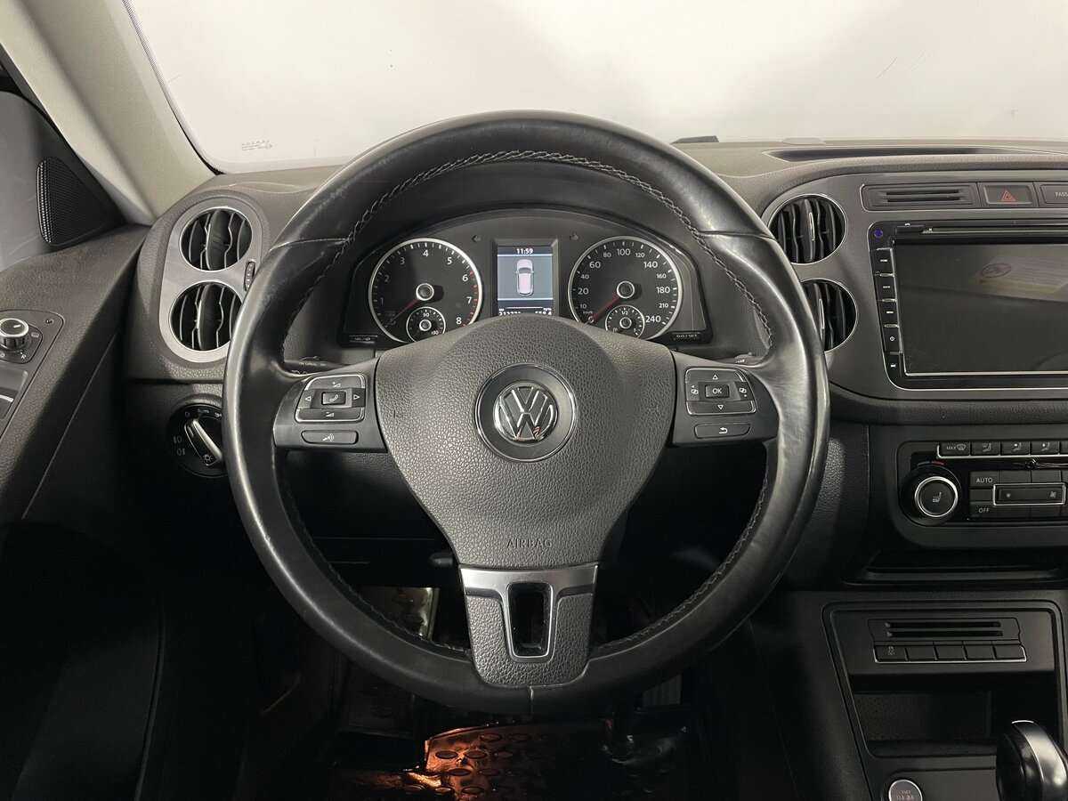 Volkswagen Tiguan б/у, 2013, Автоматическая. Фото: #9