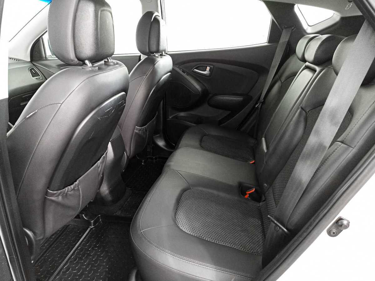 Hyundai ix35 б/у, 2012, Автоматическая. Фото: #10