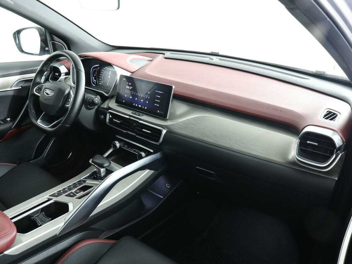 Geely Coolray б/у, 2022, Роботизированная. Фото: #9