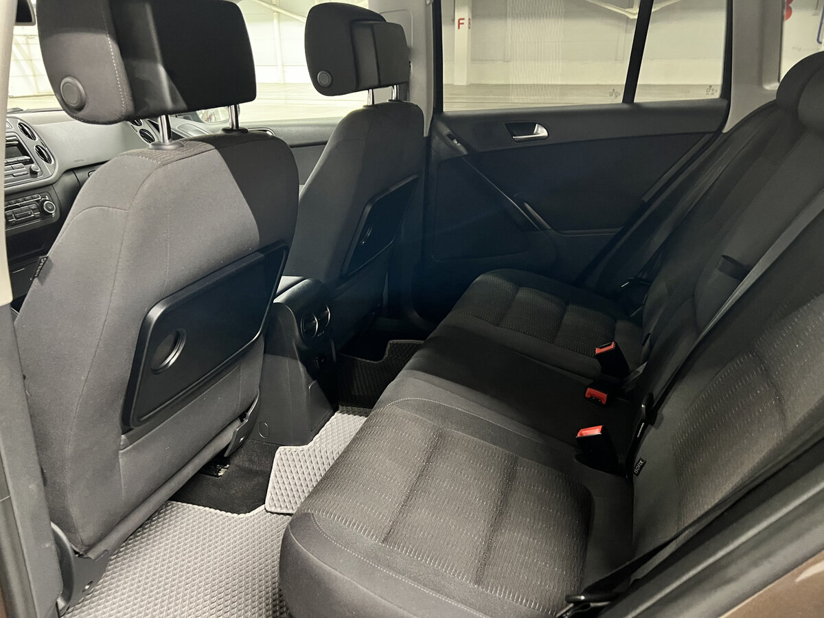 Volkswagen Tiguan б/у, 2014, Механическая. Фото: #11