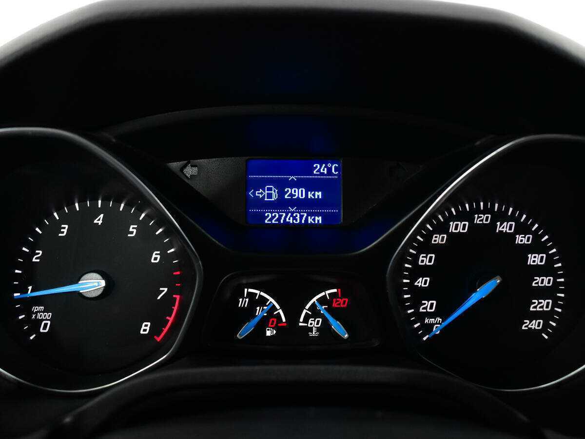 Ford Focus б/у, 2013, Механическая. Фото: #10