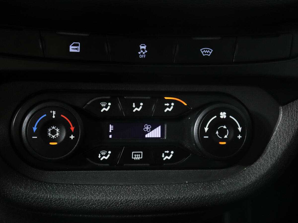 Lada (ВАЗ) Vesta б/у, 2019, Роботизированная. Фото: #12