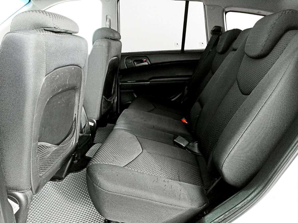 SsangYong Kyron б/у, 2013, Механическая. Фото: #11