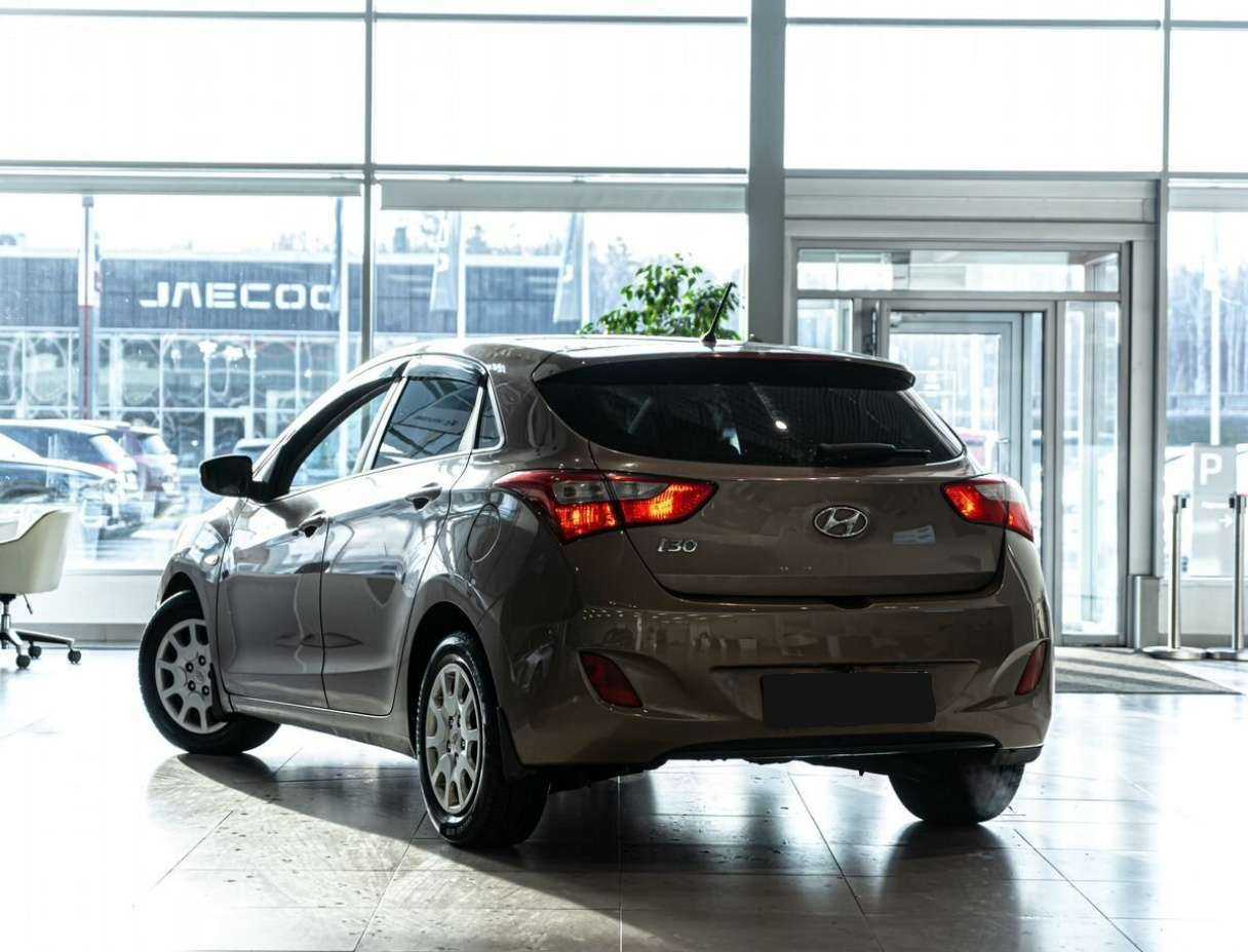 Hyundai i30 б/у, 2013, Механическая. Фото: #3
