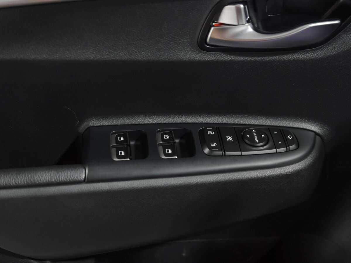 Kia Rio б/у, 2021, Автоматическая. Фото: #12