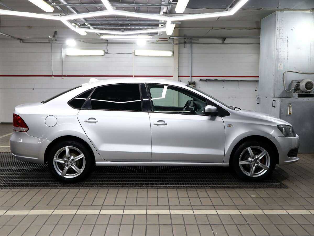 Volkswagen Polo б/у, 2012, Механическая. Фото: #10