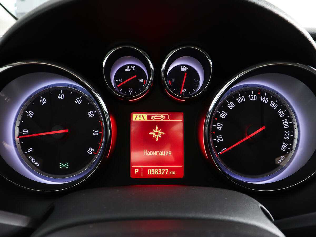 Opel Astra б/у, 2012, Автоматическая. Фото: #13