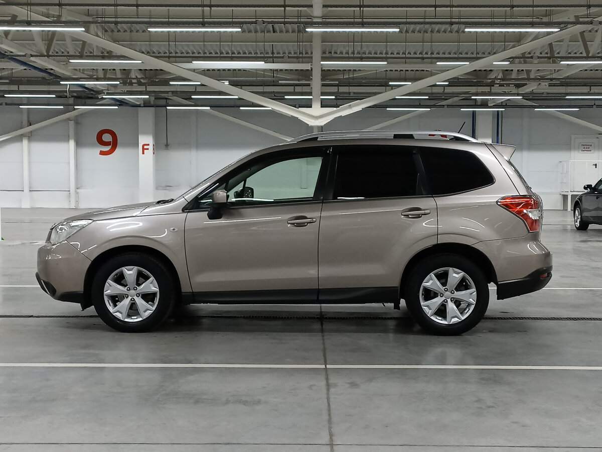 Subaru Forester б/у, 2014, Механическая. Фото: #7