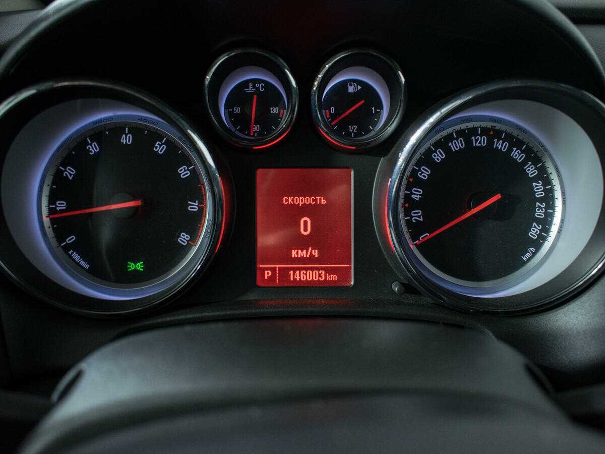 Opel Astra б/у, 2014, Автоматическая. Фото: #10