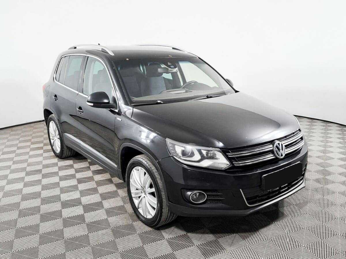 Volkswagen Tiguan б/у, 2013, Автоматическая. Фото: #2