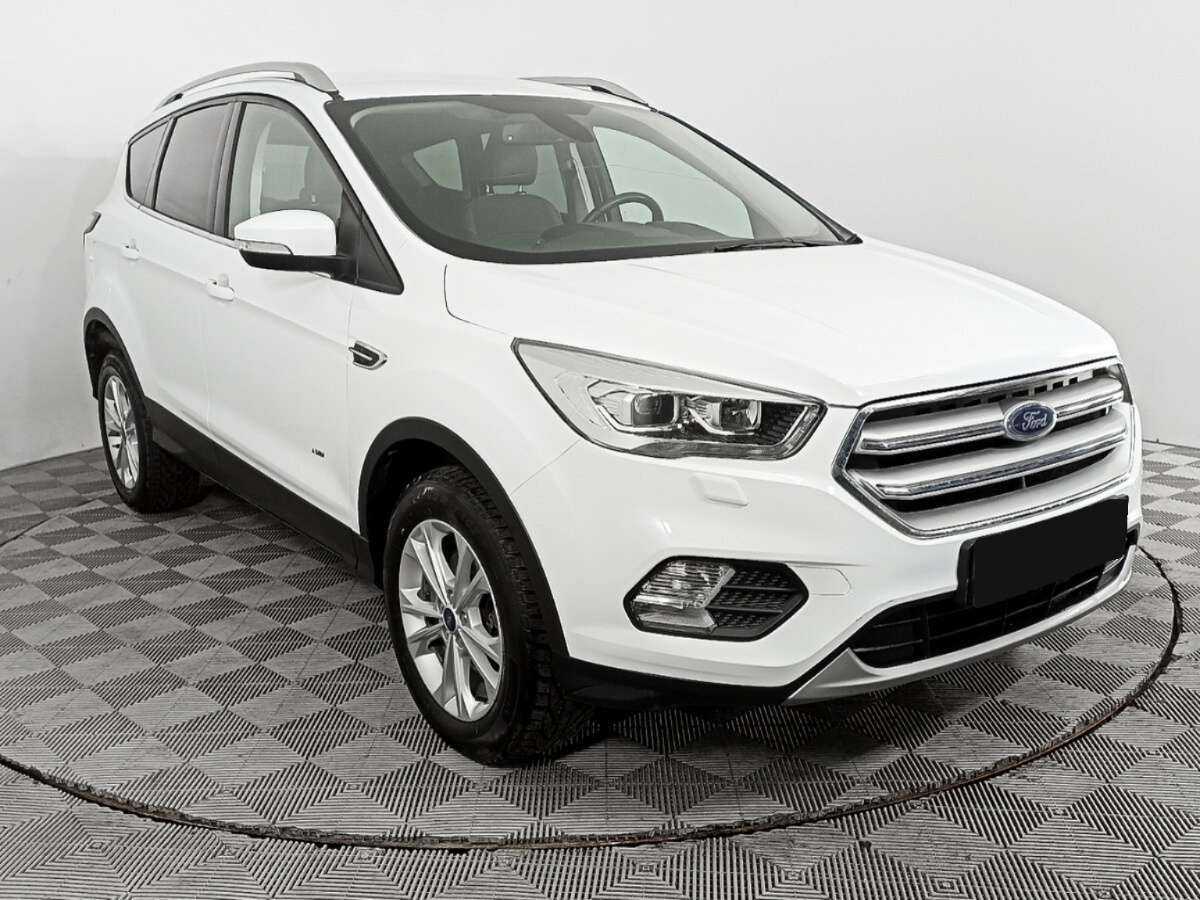 Ford Kuga б/у, 2018, Автоматическая. Фото: #2