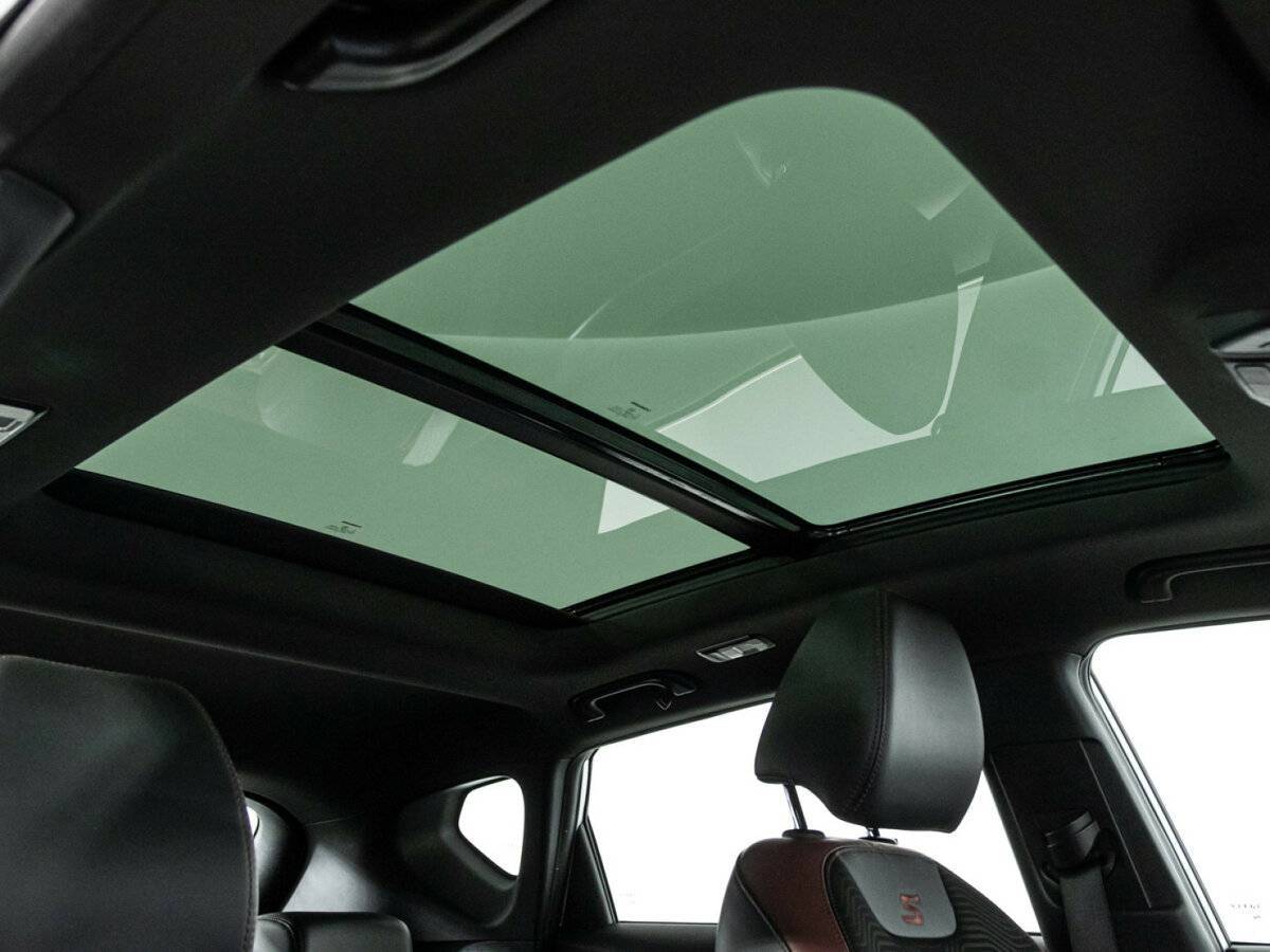 Geely Coolray б/у, 2021, Роботизированная. Фото: #20