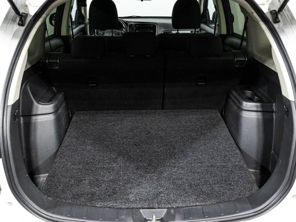 Mitsubishi Outlander б/у, 2016, Вариатор. Фото: #14