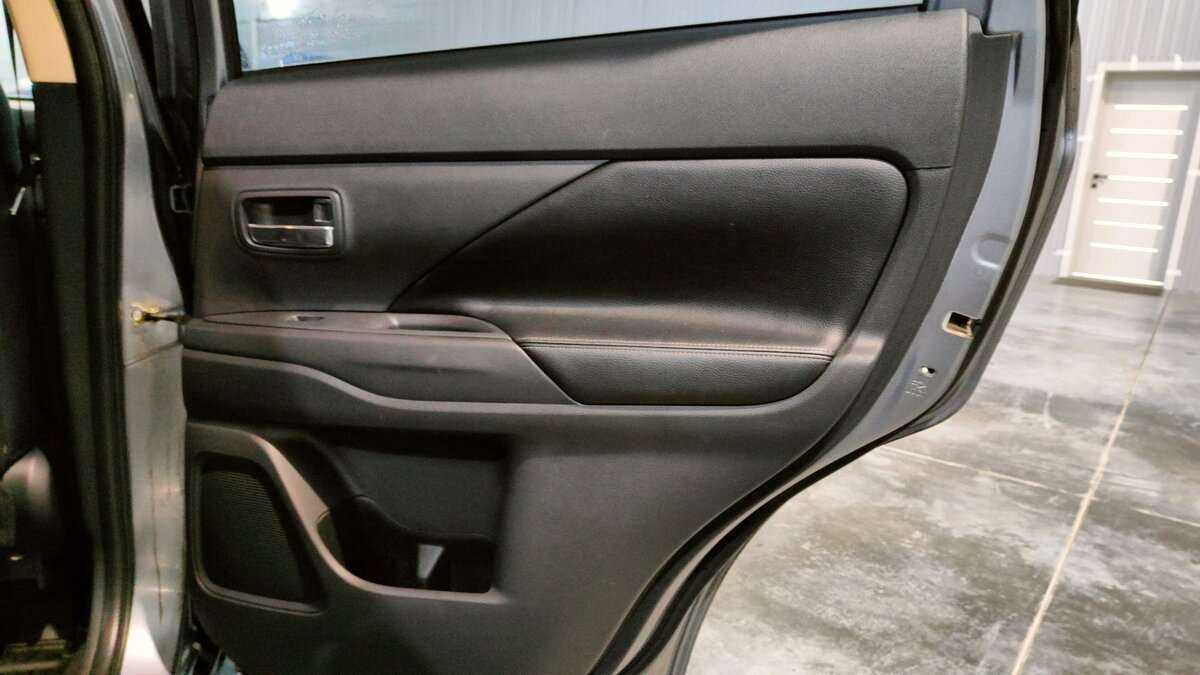 Mitsubishi Outlander б/у, 2012, Вариатор. Фото: #18