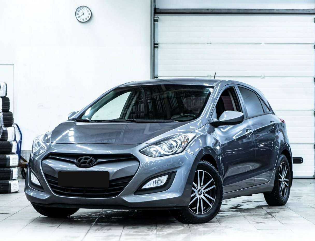 Hyundai i30 б/у, 2014, Механическая. Посмотреть фото