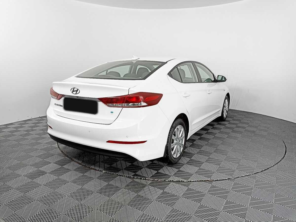 Hyundai Elantra б/у, 2017, Автоматическая. Фото: #4