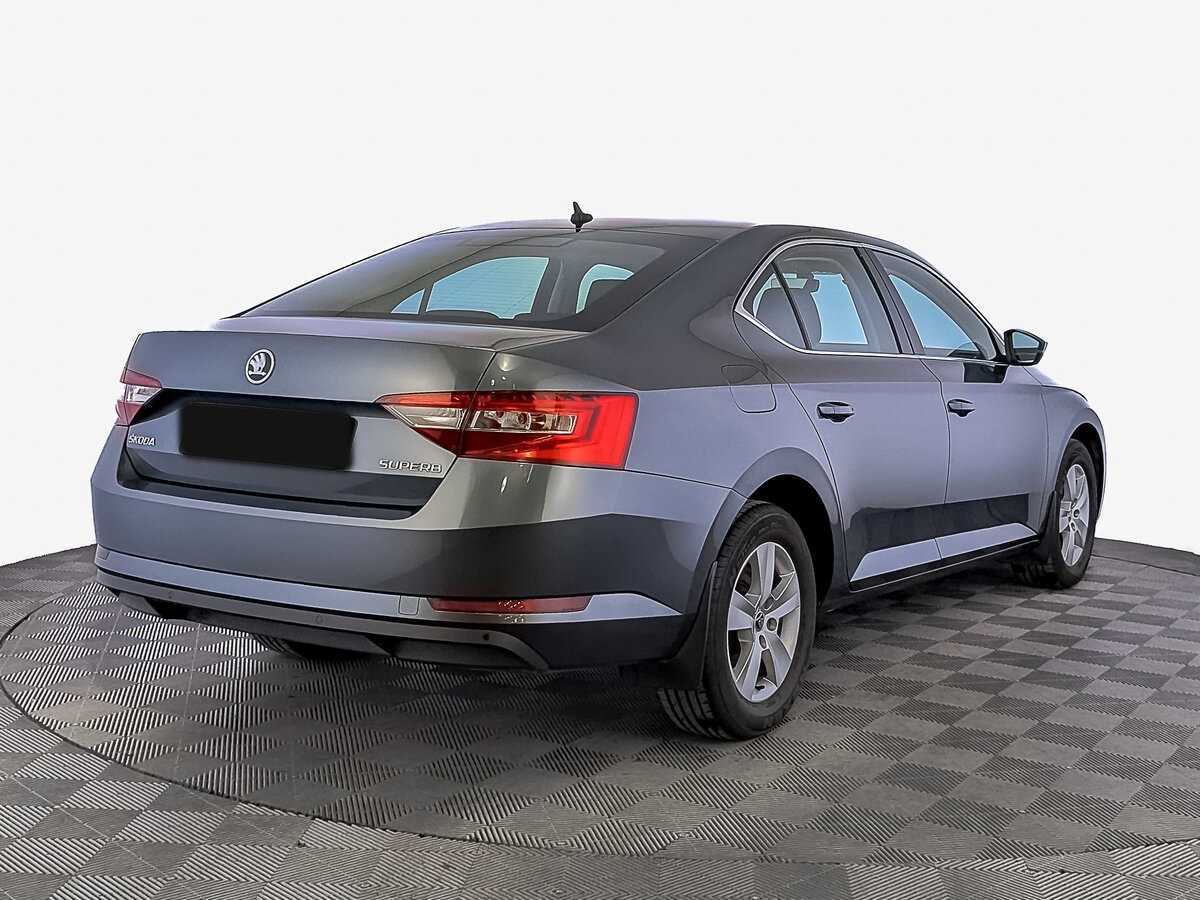 Skoda Superb б/у, 2018, Роботизированная. Фото: #4