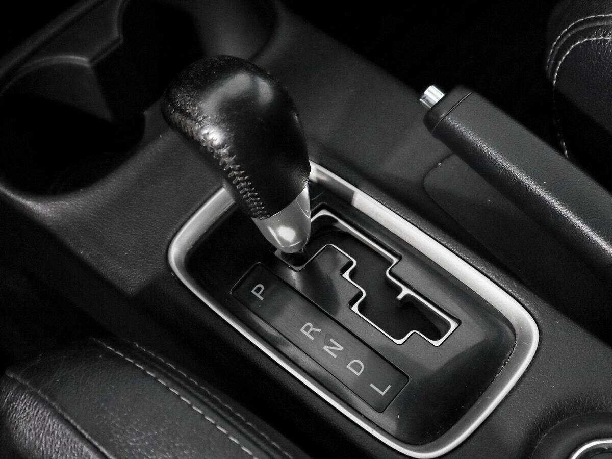 Mitsubishi Outlander б/у, 2016, Вариатор. Фото: #10