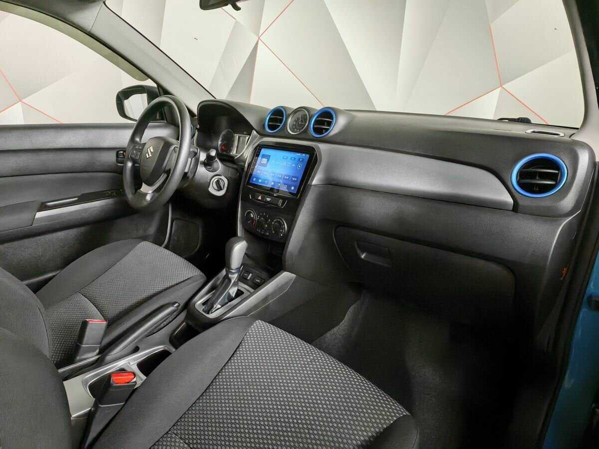 Suzuki Vitara б/у, 2018, Автоматическая. Фото: #8