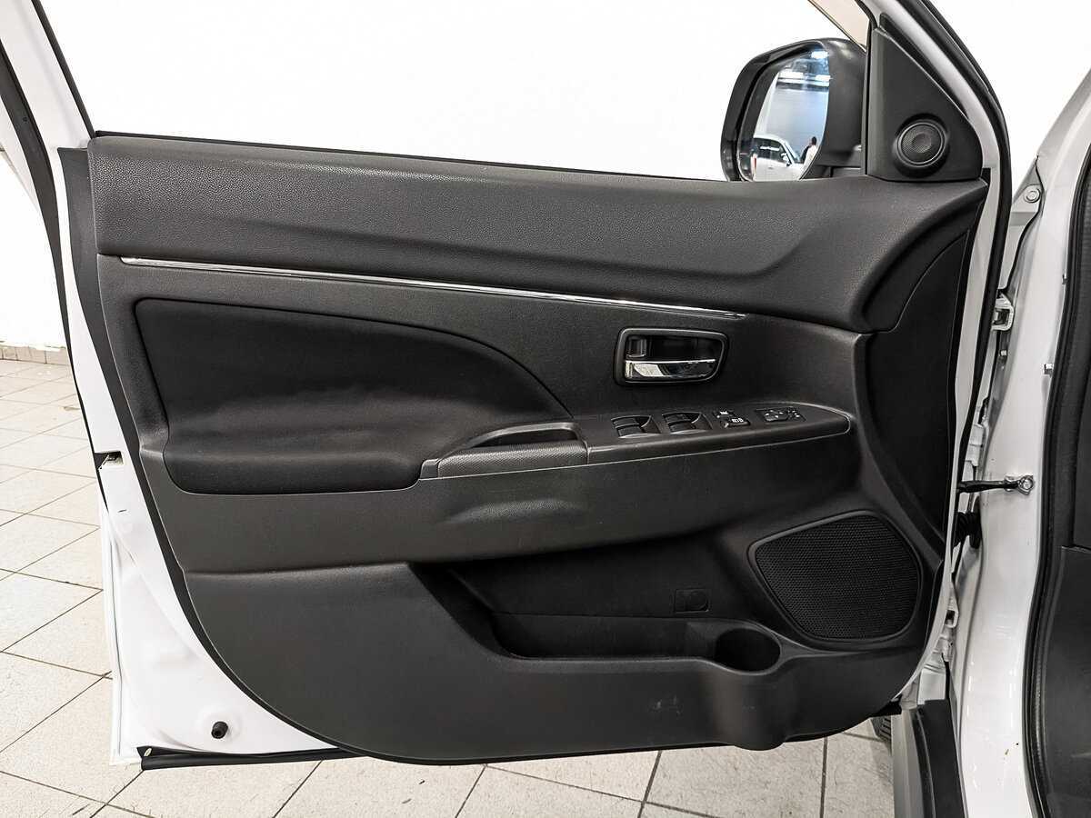 Mitsubishi ASX б/у, 2014, Механическая. Фото: #18