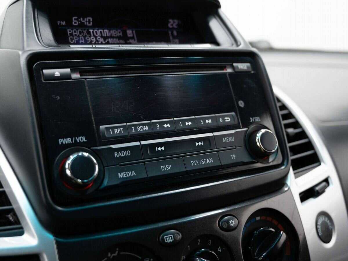 Mitsubishi Pajero Sport б/у, 2014, Механическая. Фото: #17