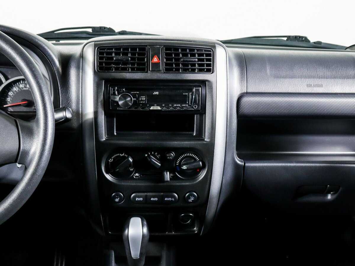 Suzuki Jimny б/у, 2016, Автоматическая. Фото: #9