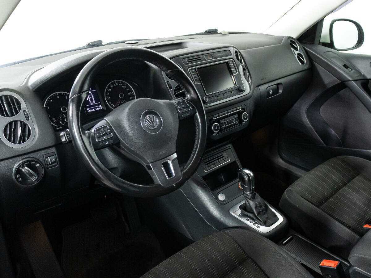 Volkswagen Tiguan б/у, 2013, Автоматическая. Фото: #10