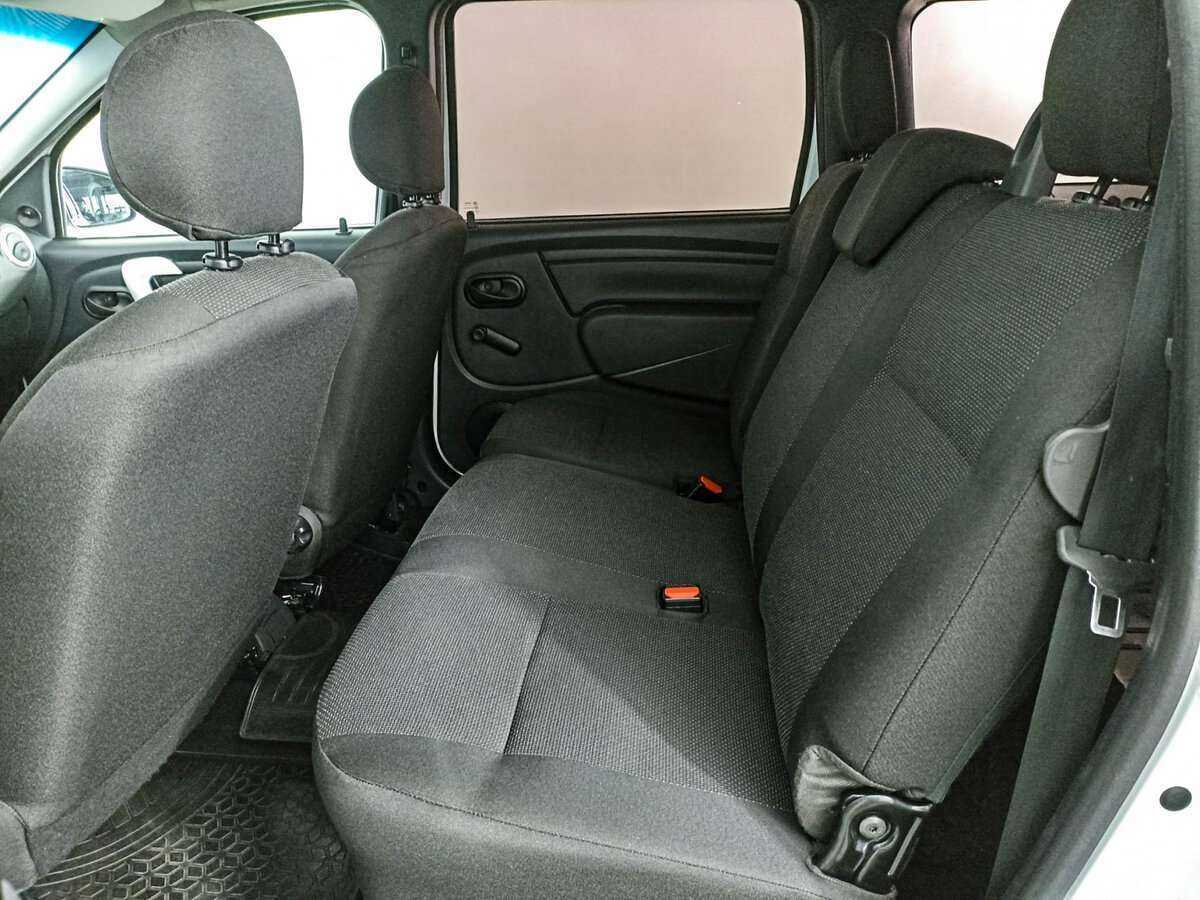 Lada (ВАЗ) Largus б/у, 2017, Механическая. Фото: #11