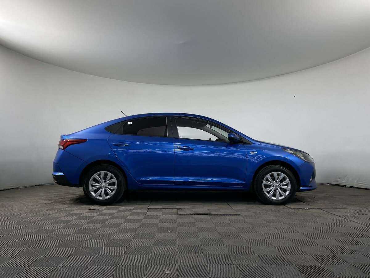 Hyundai Solaris б/у, 2021, Автоматическая. Фото: #2