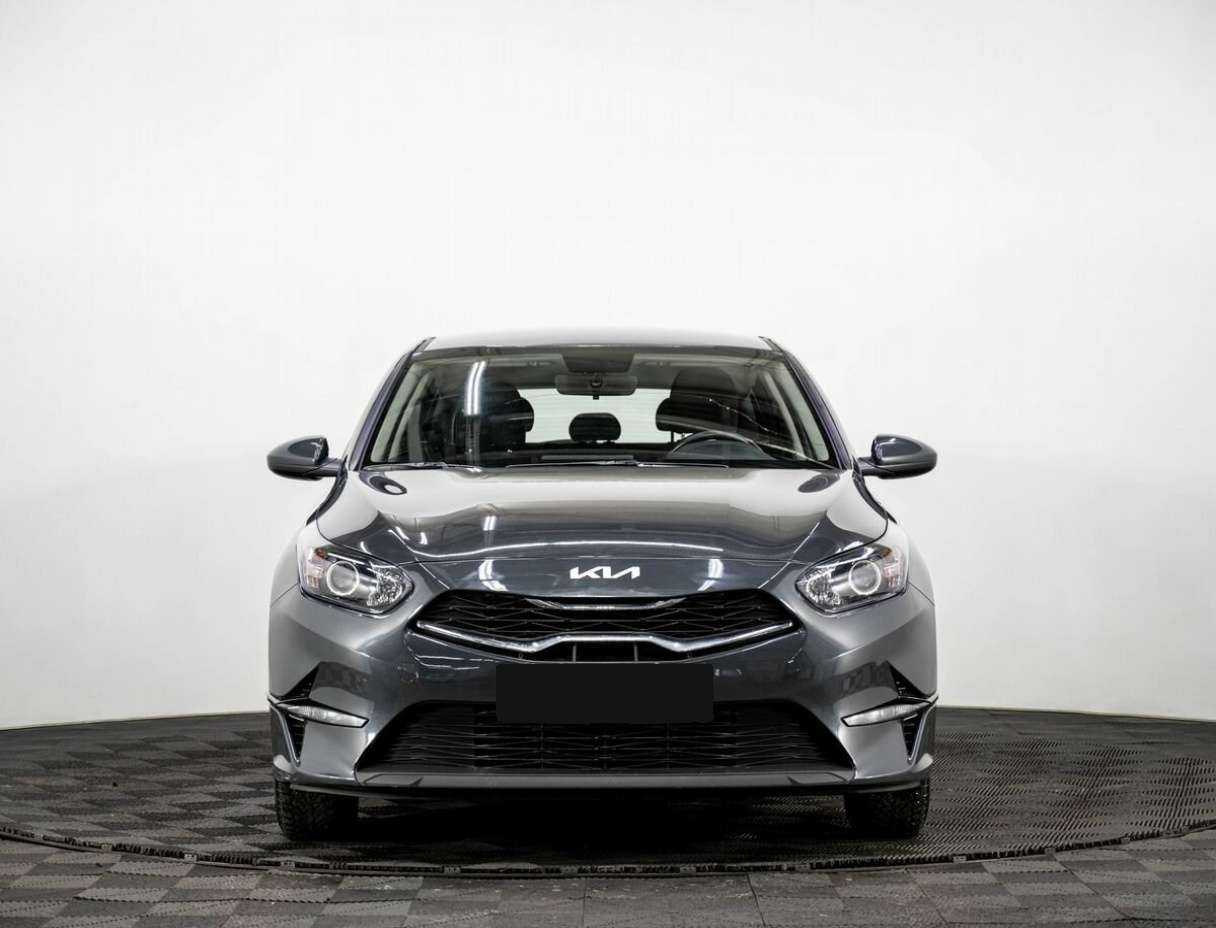 Kia Ceed б/у, 2022, Автоматическая. Фото: #1