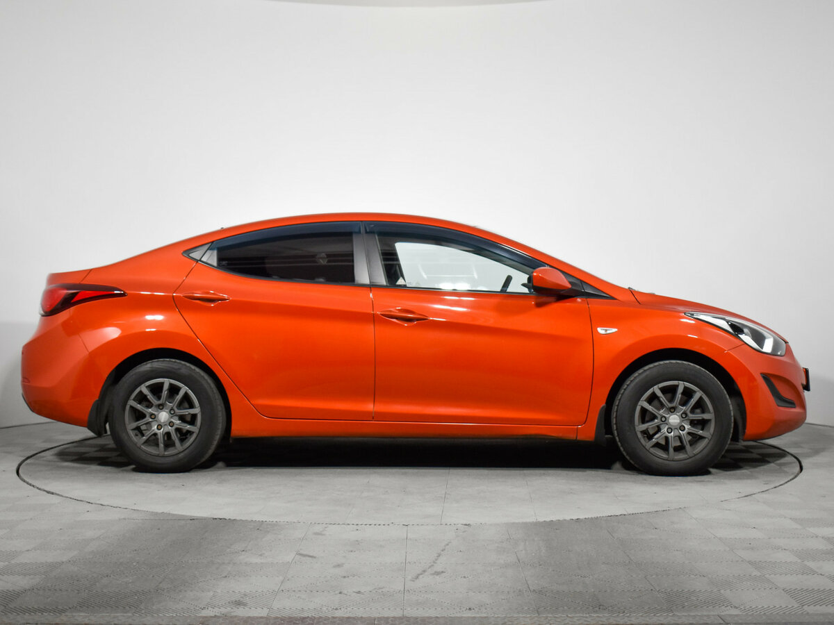 Hyundai Elantra б/у, 2015, Автоматическая. Фото: #3