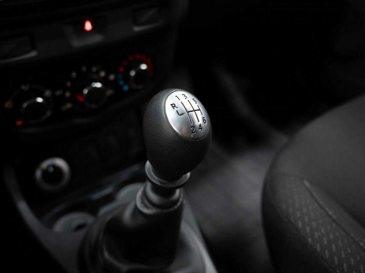 Renault Duster б/у, 2019, Механическая. Фото: #18