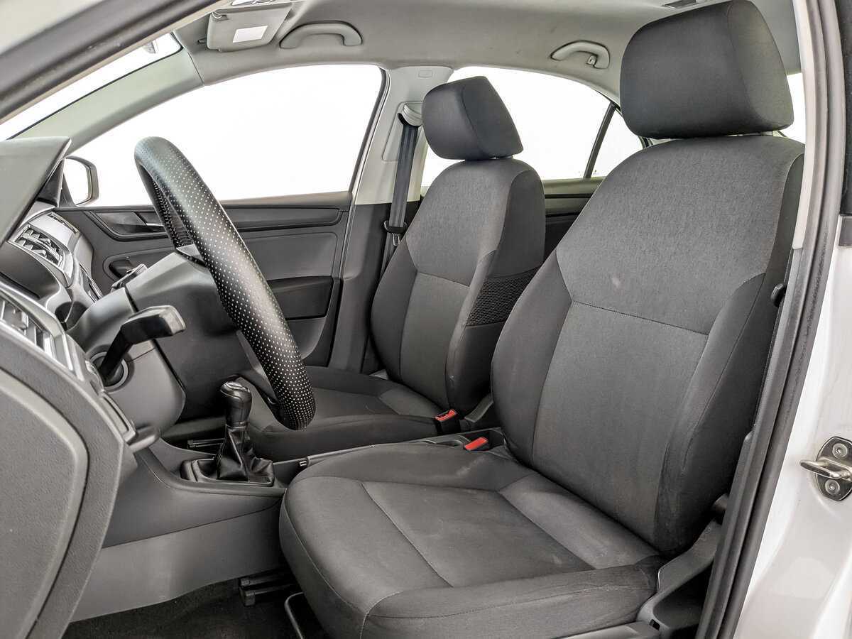 Skoda Rapid б/у, 2017, Механическая. Фото: #19