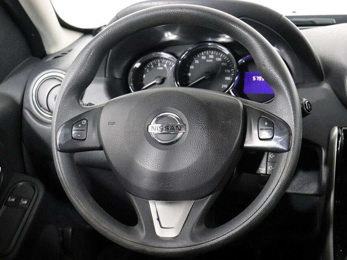 Nissan Terrano б/у, 2017, Автоматическая. Фото: #12