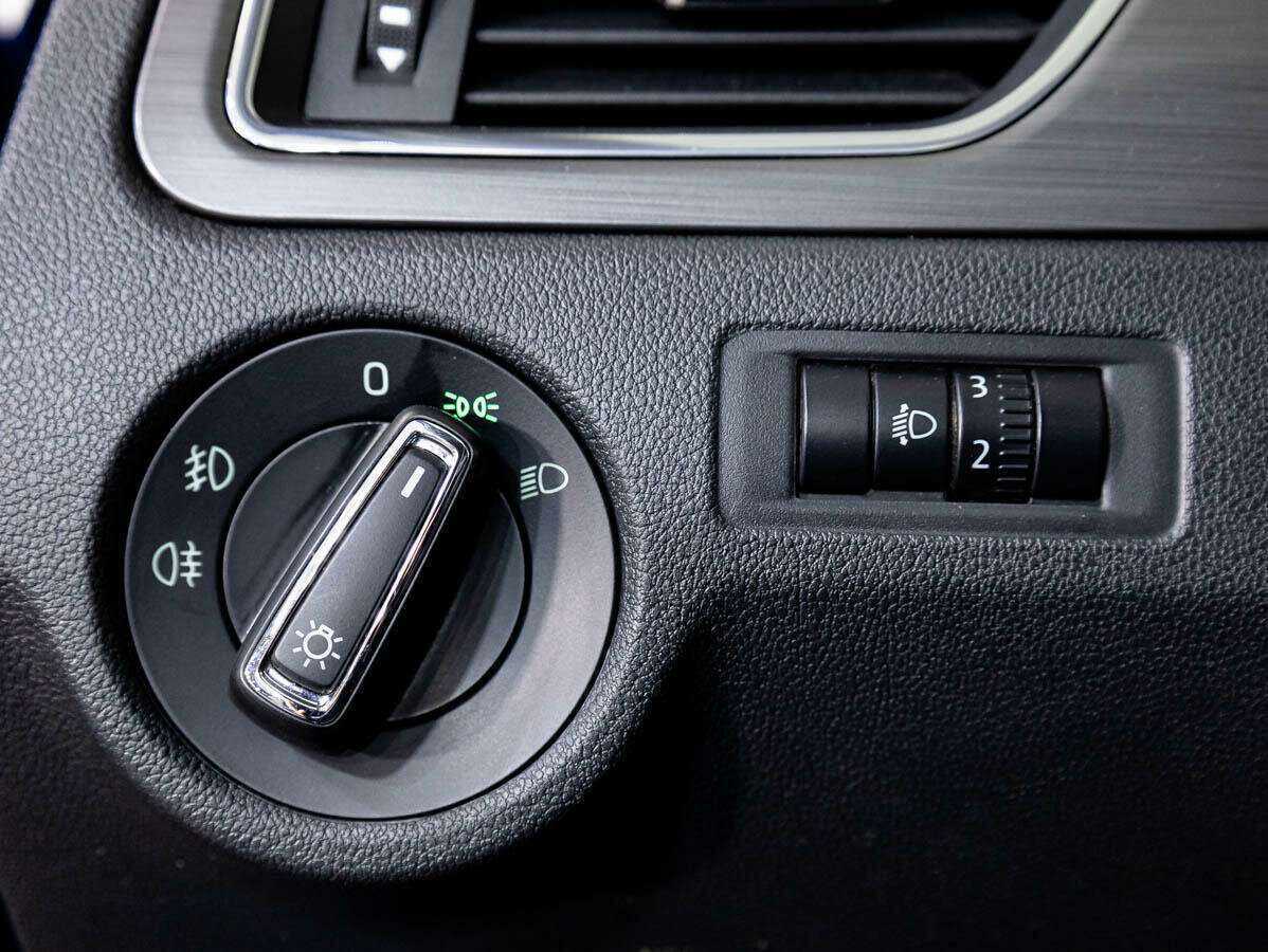 Skoda Rapid б/у, 2017, Роботизированная. Фото: #13