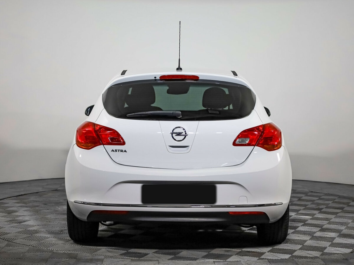 Opel Astra б/у, 2014, Автоматическая. Фото: #4