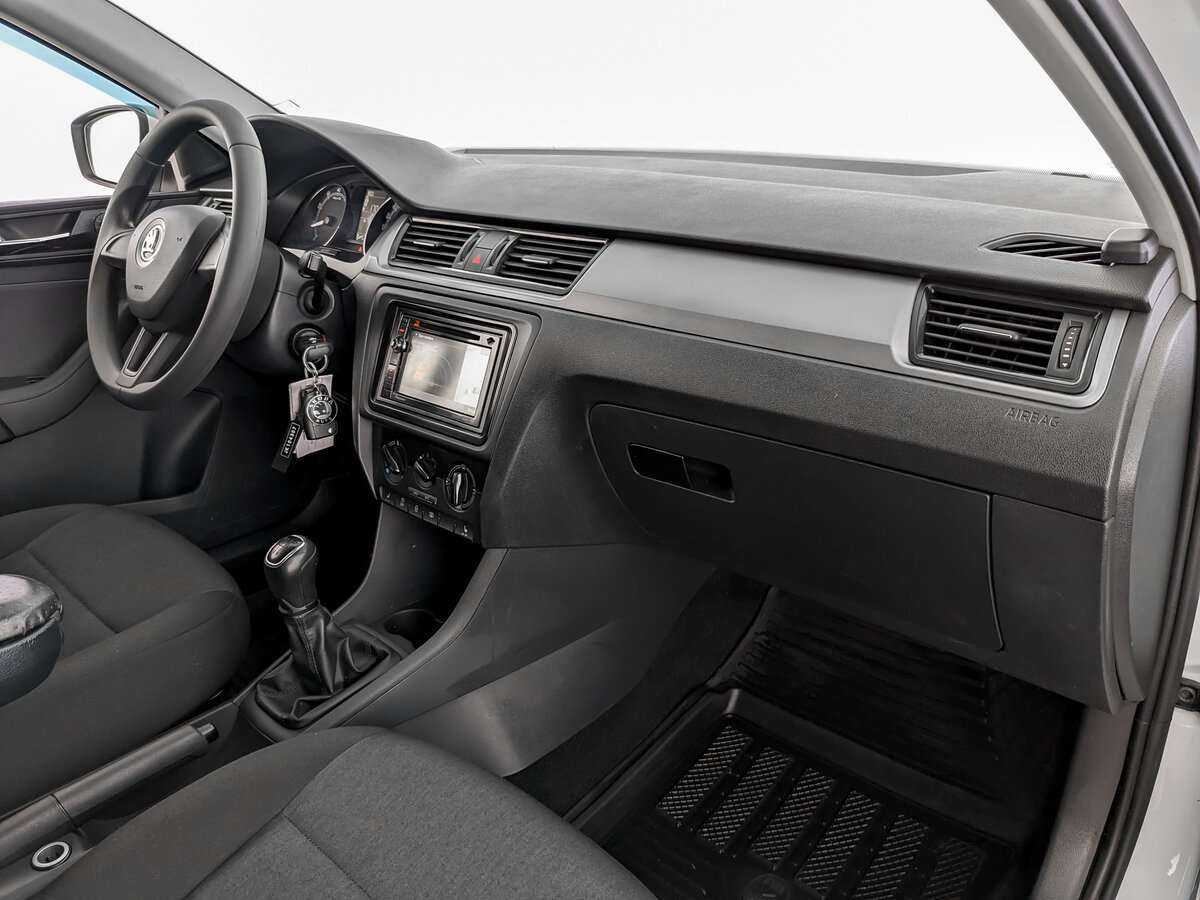 Skoda Rapid б/у, 2017, Механическая. Фото: #8