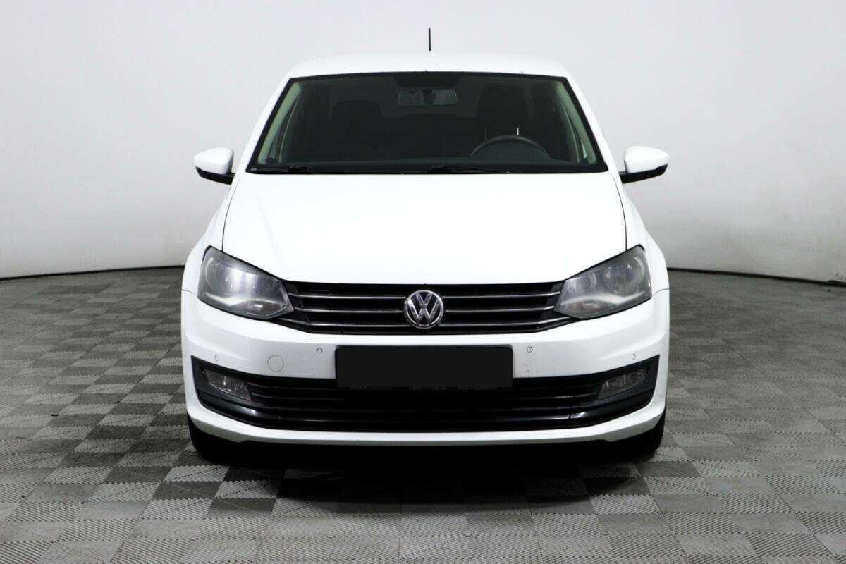 Volkswagen Polo б/у, 2016, Автоматическая. Фото: #1