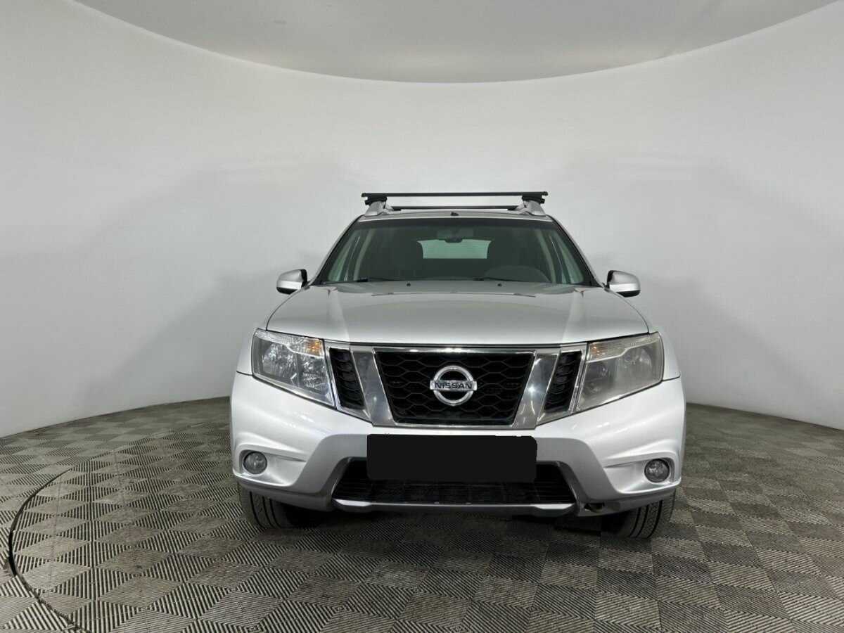 Nissan Terrano б/у, 2015, Автоматическая. Фото: #1
